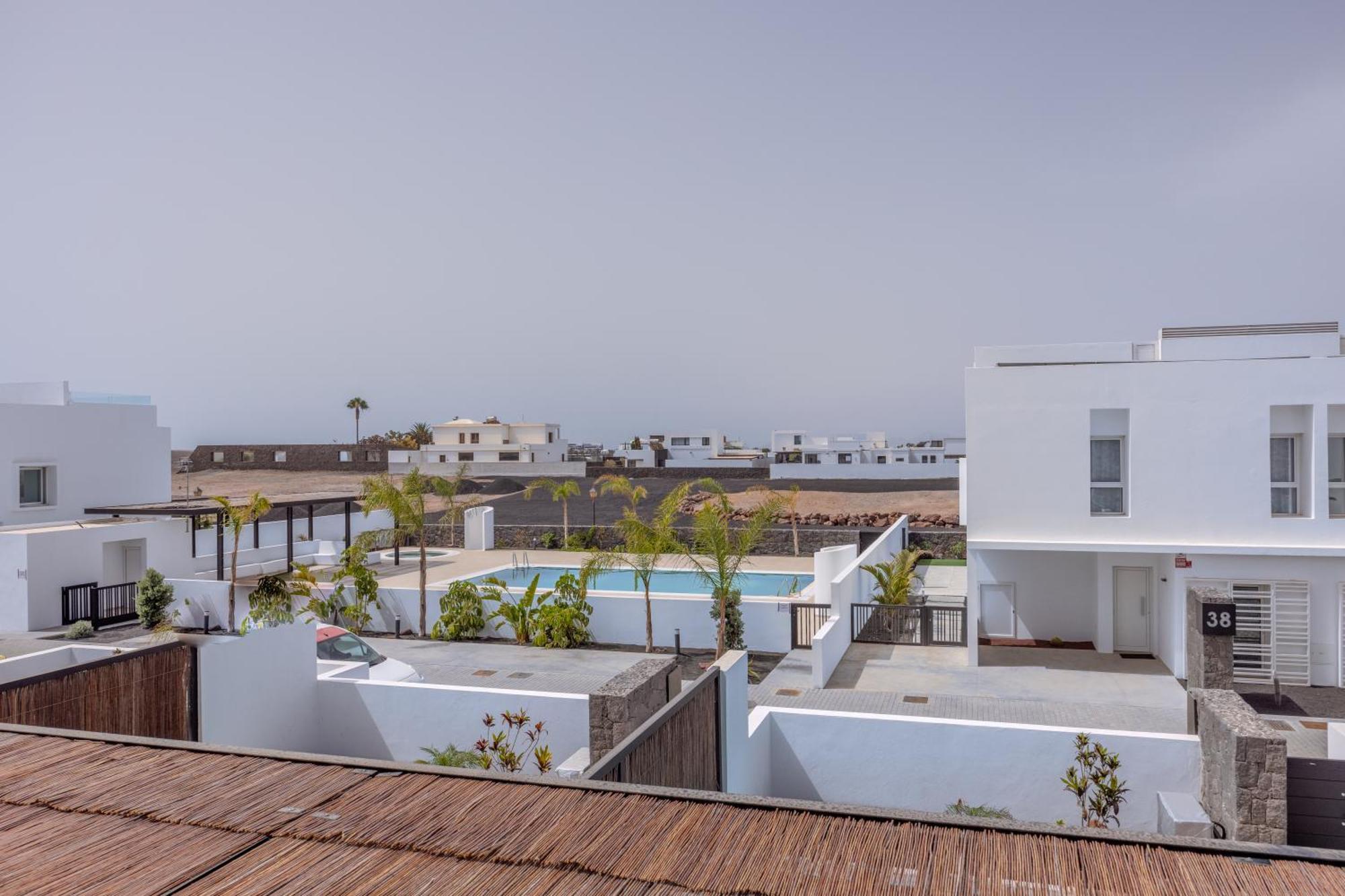 Serena Holiday Homes By Livvo Playa Blanca  Esterno foto