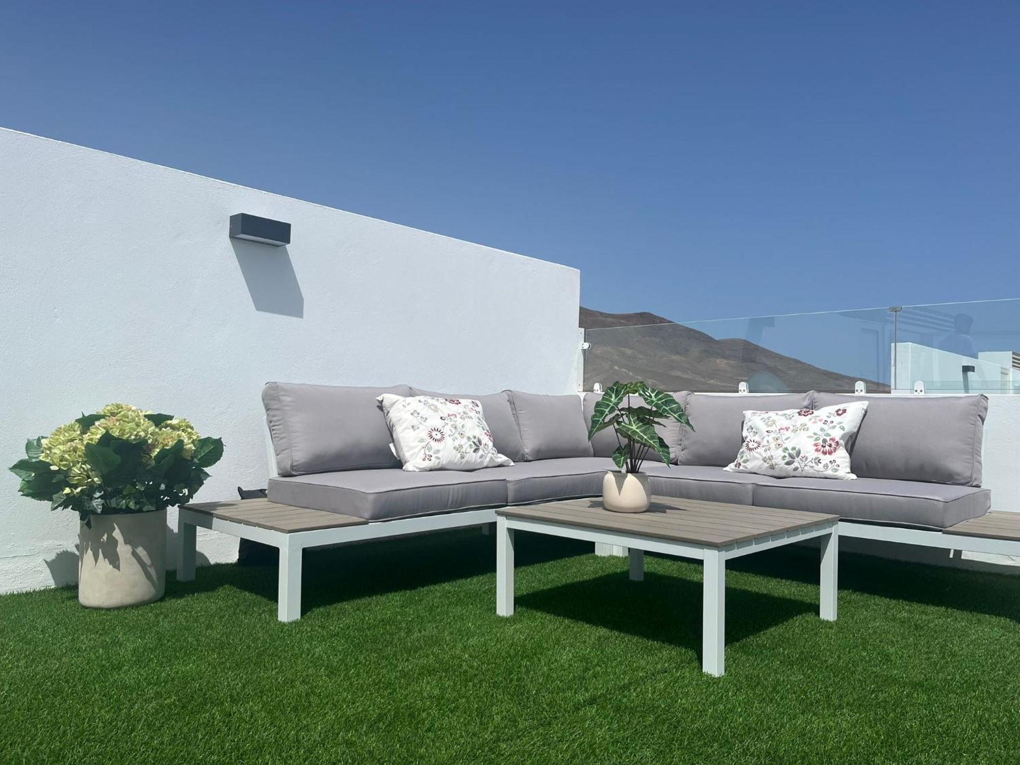 Serena Holiday Homes By Livvo Playa Blanca  Esterno foto