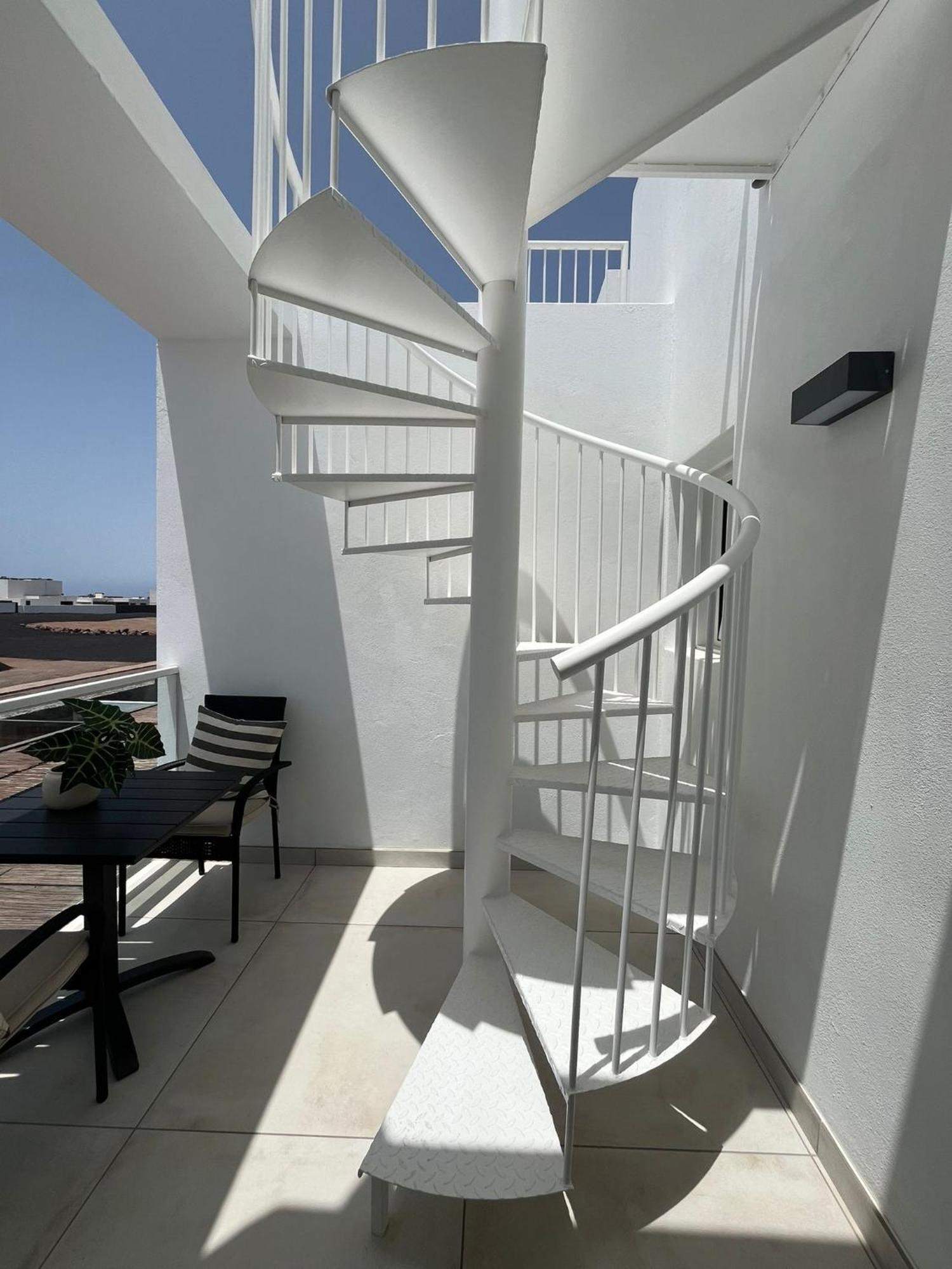 Serena Holiday Homes By Livvo Playa Blanca  Esterno foto