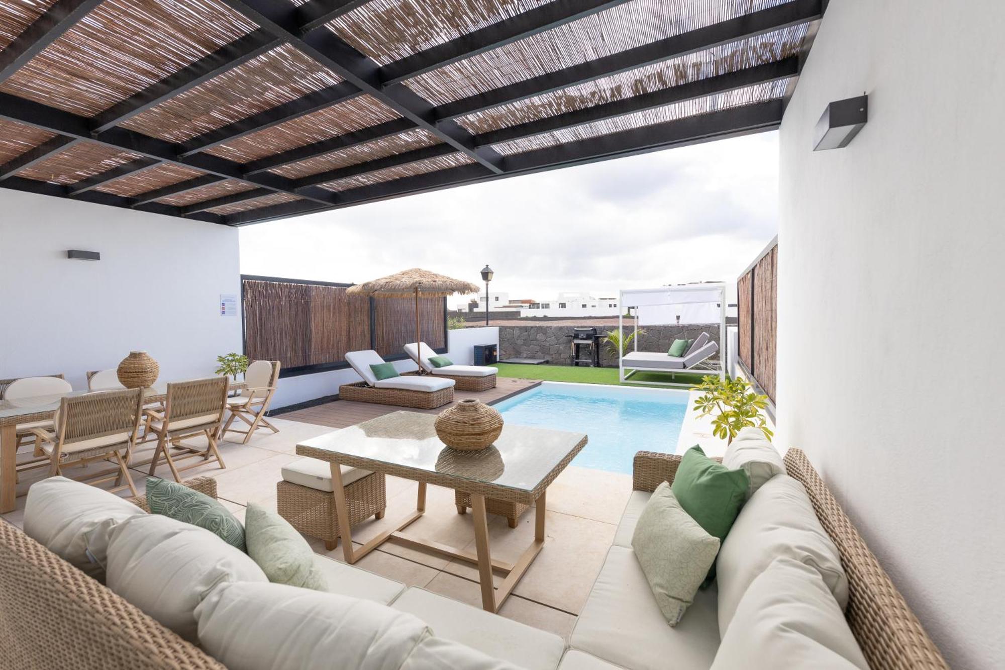 Serena Holiday Homes By Livvo Playa Blanca  Esterno foto