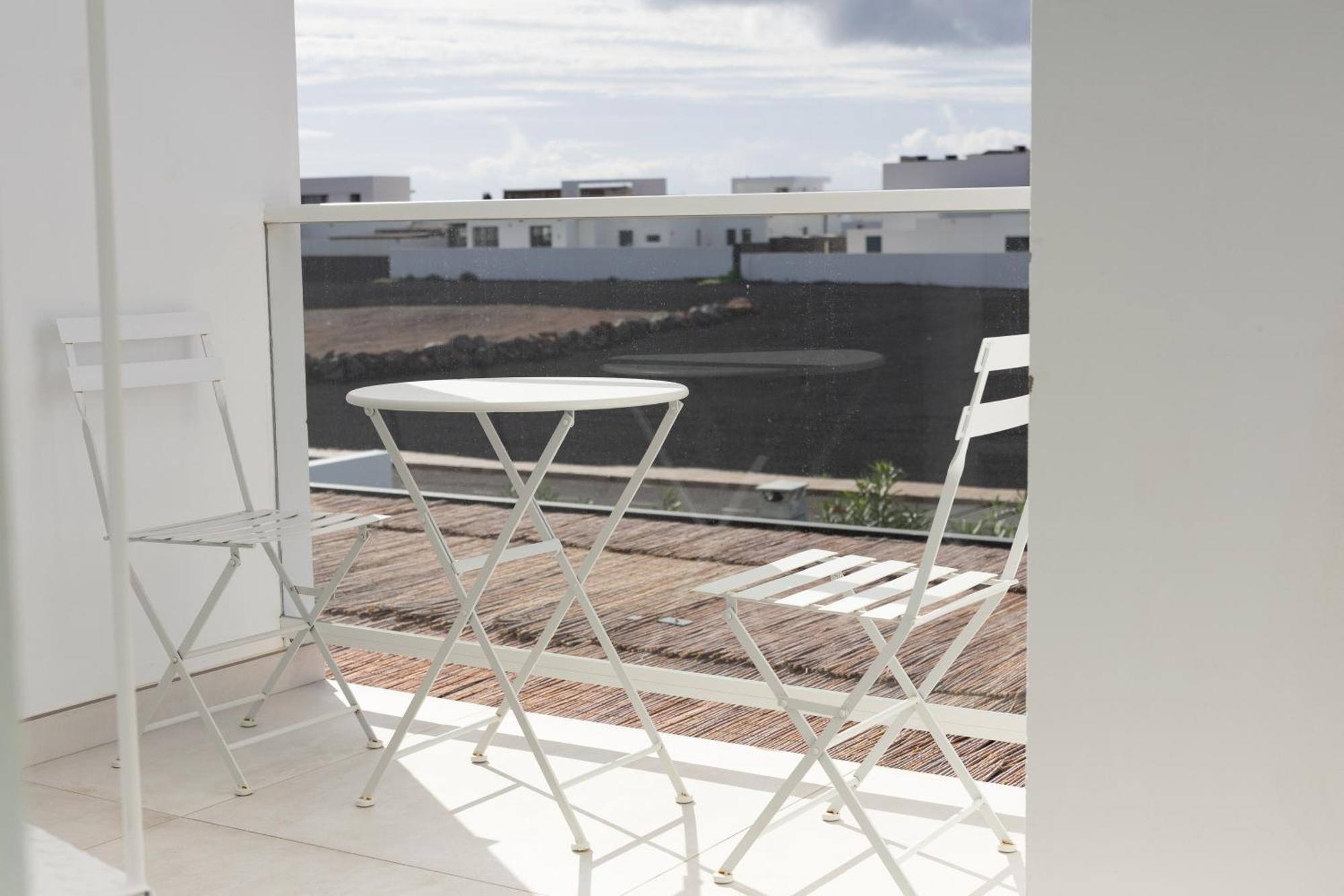 Serena Holiday Homes By Livvo Playa Blanca  Esterno foto