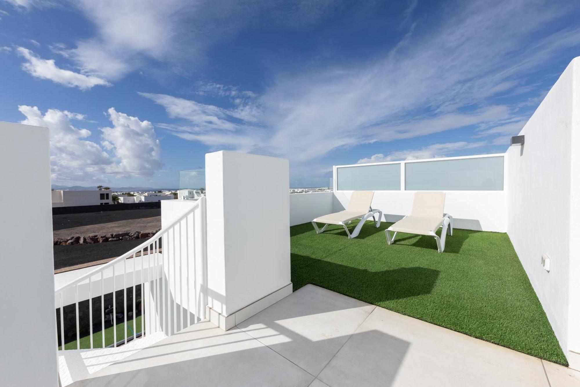 Serena Holiday Homes By Livvo Playa Blanca  Esterno foto